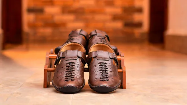 HATTOUN_Men_Flats_Brown