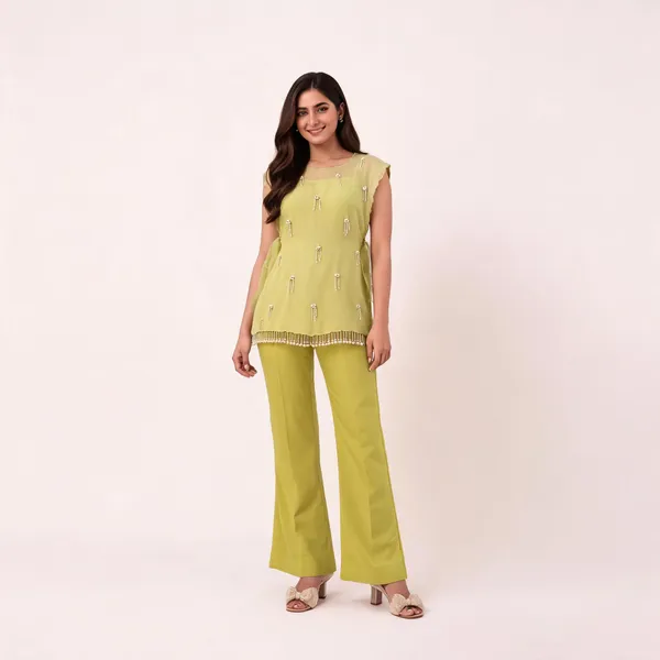 Green_Embellished_Kurta_Set_for_Women