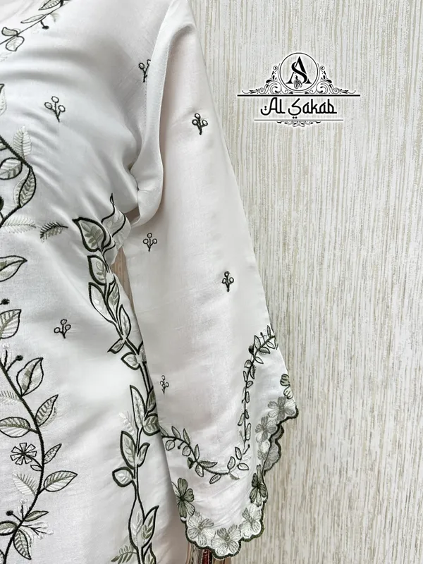 Green_Cotton_Embroidered_Cutwork_Suit_Set_For_Women
