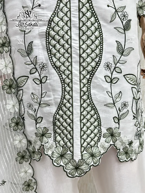 Green_Cotton_Embroidered_Cutwork_Suit_Set_For_Women