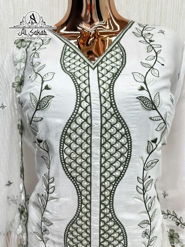 Green_Cotton_Embroidered_Cutwork_Suit_Set_For_Women