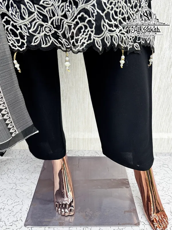 Black_Rayon_Foil_Print_Embroidered_Cutwork_Suit_Set_For_Women