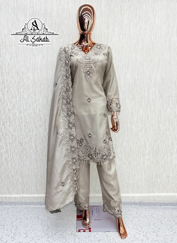 Skin_Cotton_Embroidered_Cutwork_Suit_Set_For_Women