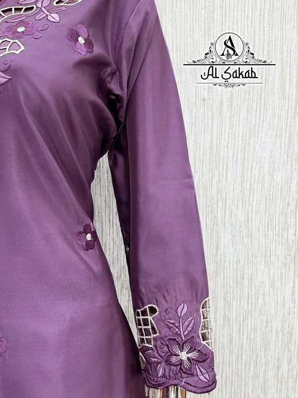 Purple_Cotton_Embroidered_Cutwork_Suit_Set_For_Women