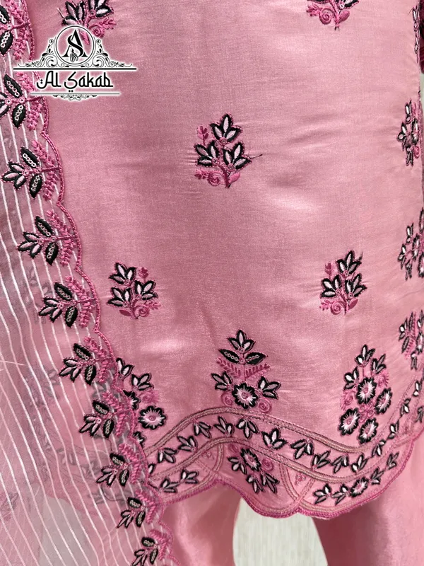 Tomato_Heavy_Glass_Cotton_Embroidered_Suit_Set_For_Women