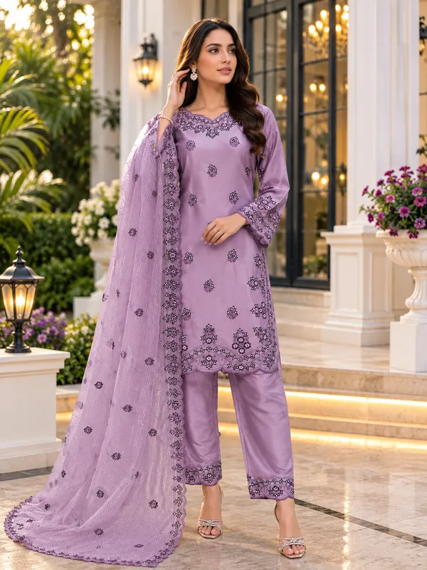 Purple_Heavy_Glass_Cotton_Embroidered_Suit_Set_For_Women