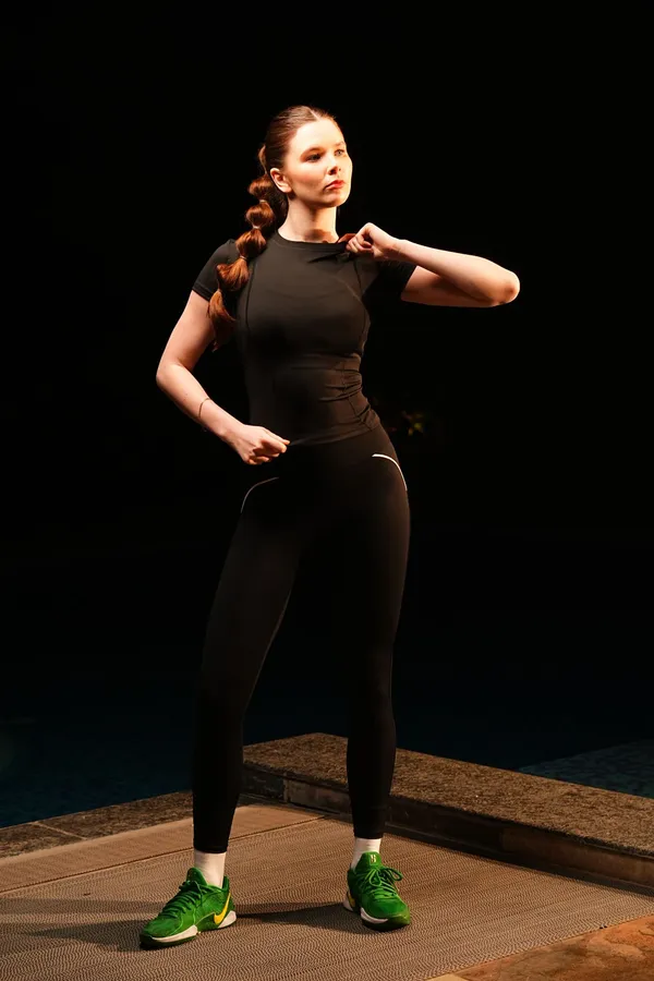 Flyyoung_Aero_Sculpt_Crop_Tee_Black