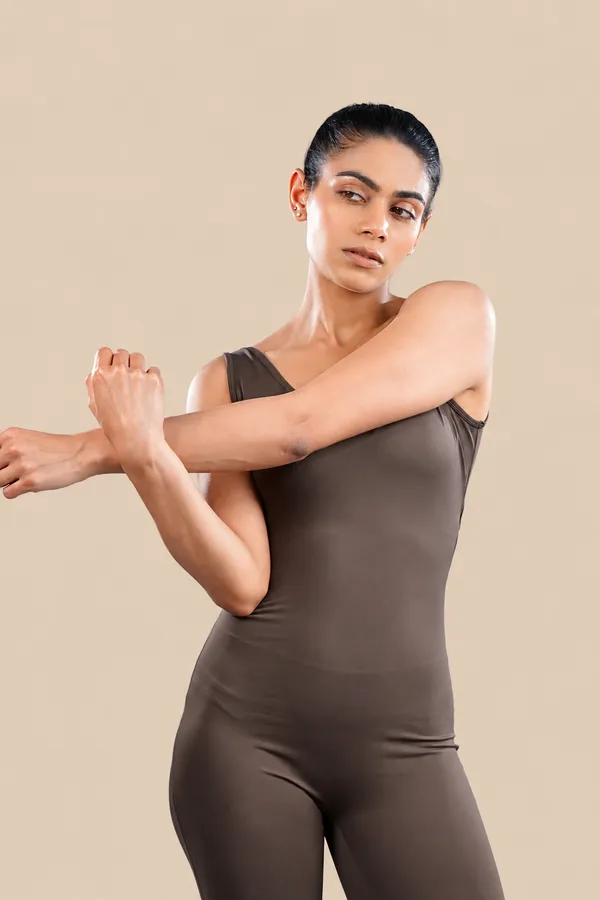 Flyyoung_Aero_Sculpt_Flare_Jumpsuit_Gray