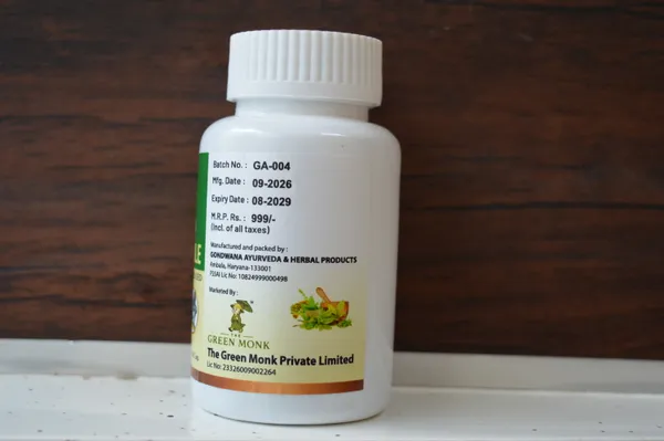 The_Green_Monk_Piles_Capsules
