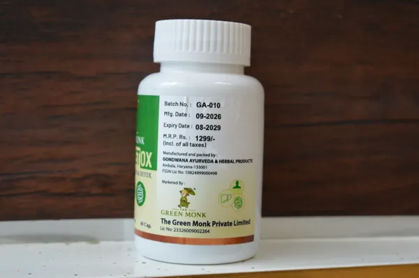 The_Green_Monk_Body_Detox_Capsules