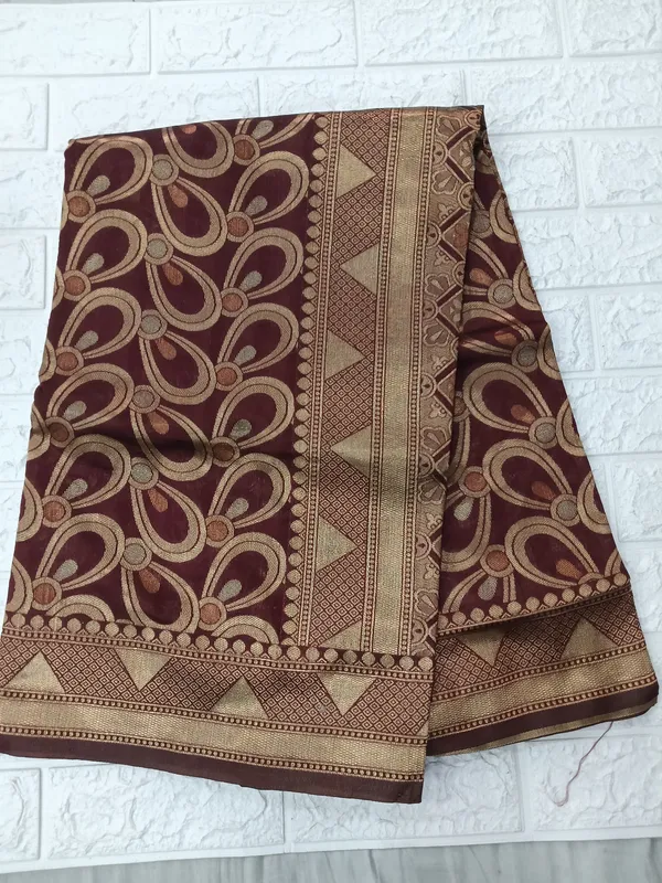 Art_Silk_Zari_Woven_Desigenr_Pallu_Saree_For_Women