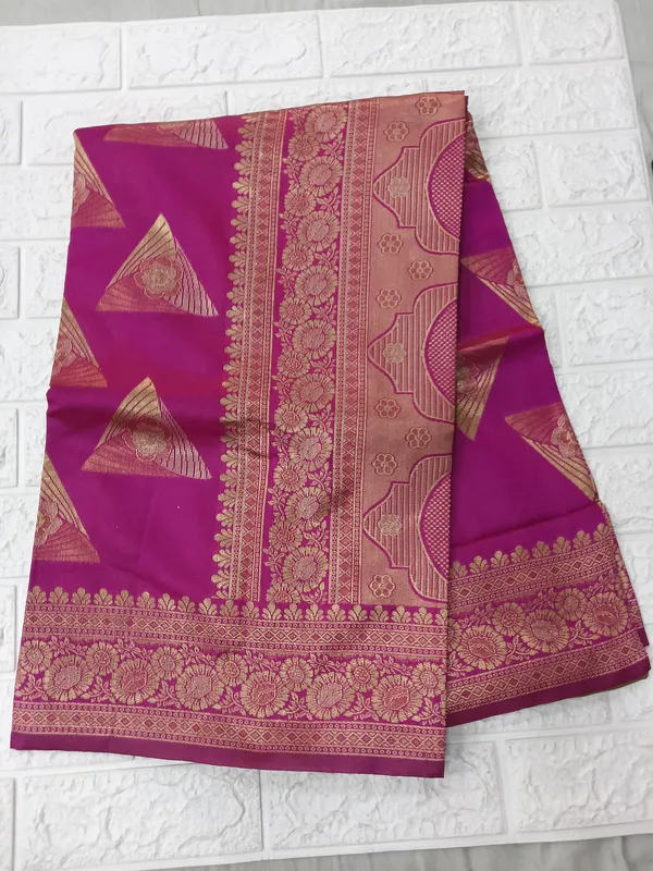Art_Silk_Zari_Woven_Desigenr_Pallu_Saree_For_Women