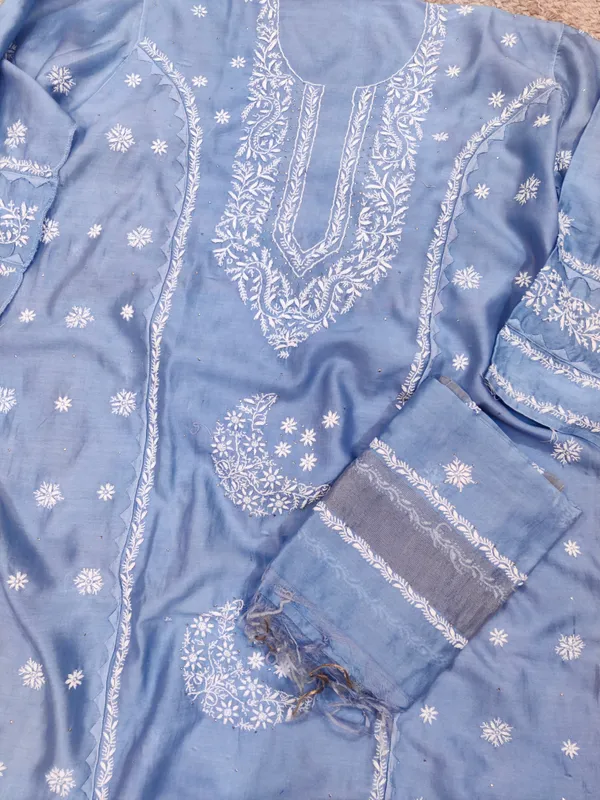 Blue_Chikankari_Embroidered_Kurta_Set_for_Women