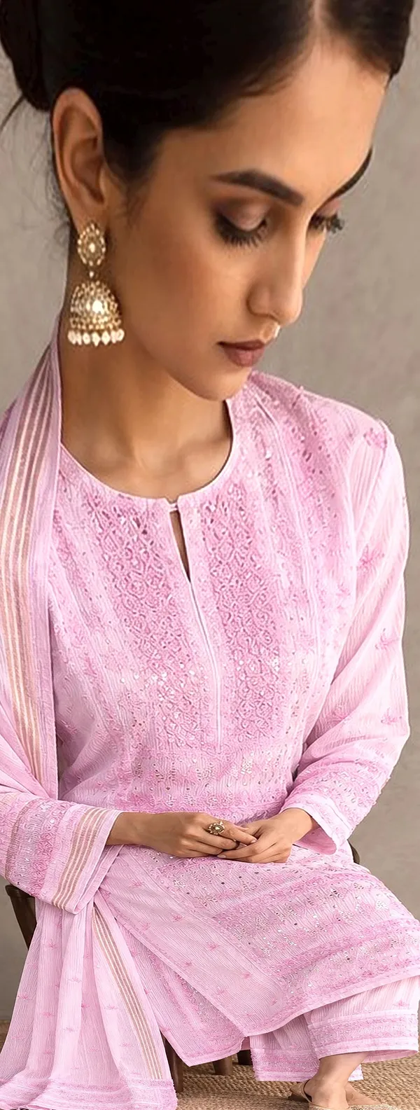 Pink_Cotton_Embroidered_Kurta_Set_for_Women