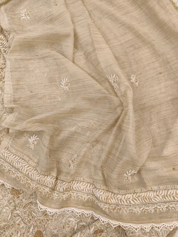 Beige_Embroidered_Ethnic_Kurta_for_Women