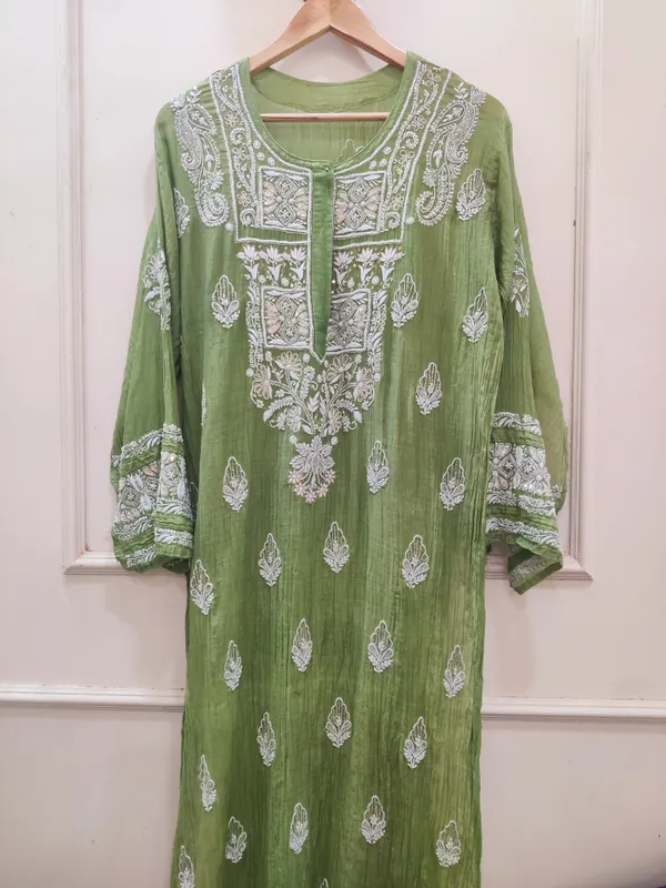 Green_Embroidered_Straight_Kurta_Set_for_Women