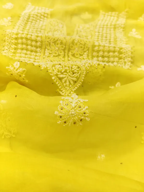 Yellow_Embroidered_Ethnic_Kurta_for_Women
