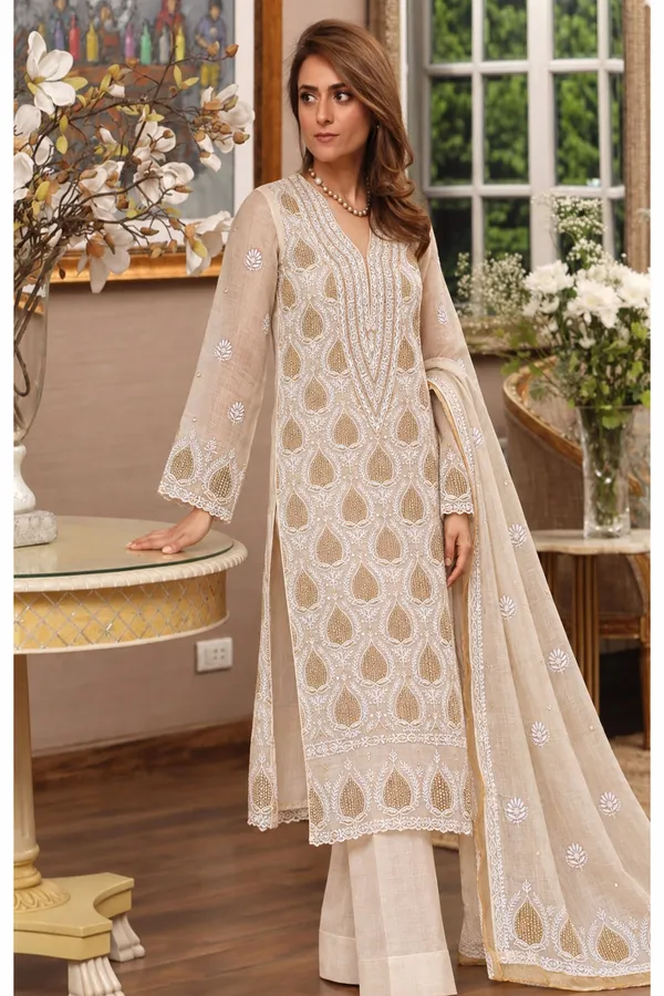 Off_White_Embroidered_Ethnic_Suit_Set_for_Women