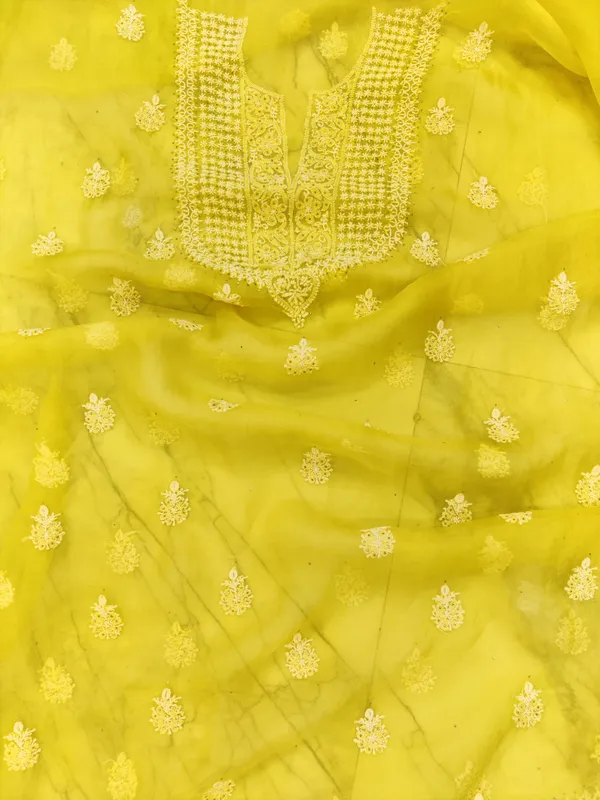 Yellow_Embroidered_Ethnic_Kurta_for_Women