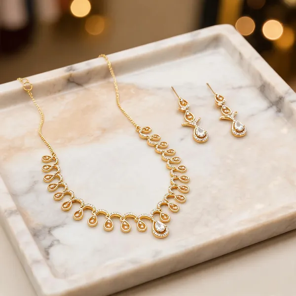 Gold_Alloy_Teardrop_Stone_Necklace_Set_For_Women