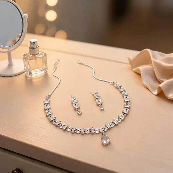 Silver_Alloy_Crystal_Stone_Teardrop_Necklace_And_Earring_Set_For_Women