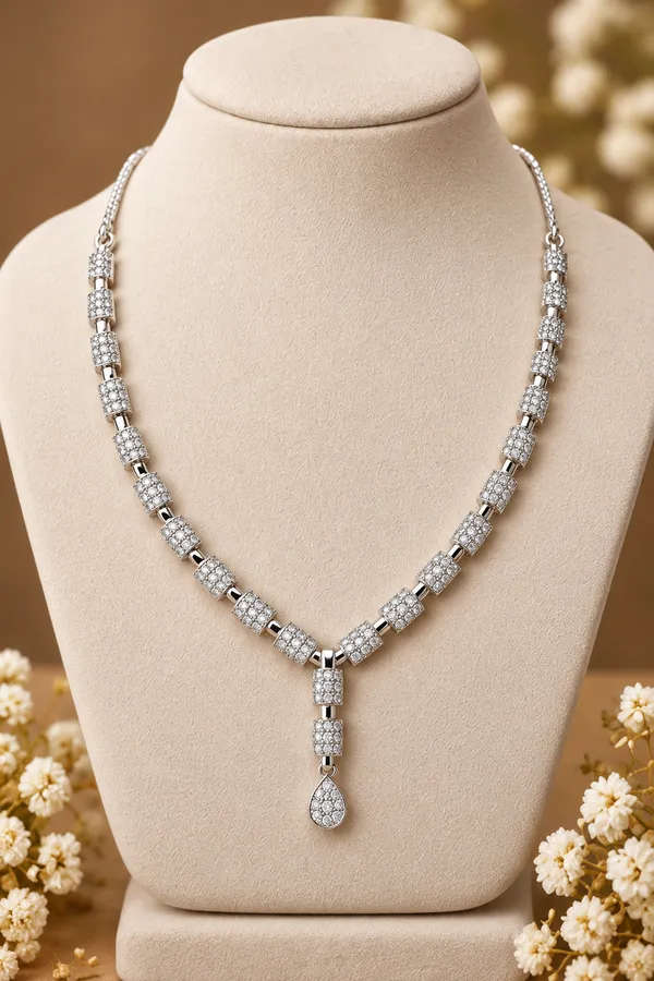 Silver_Tone_Rhinestone_Necklace_And_Earrings_Set