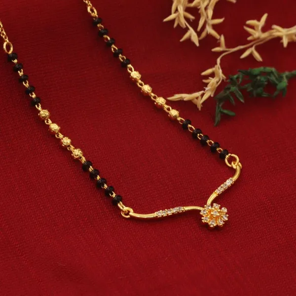 Gold_Tone_Floral_Pendant_Mangalsutra_Necklace_for_Women