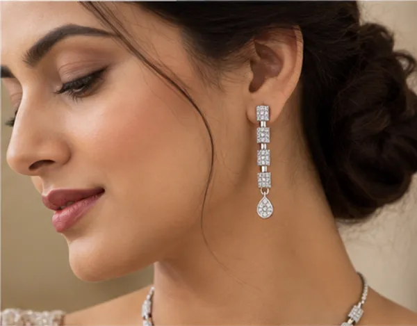 Silver-Toned_Necklace_And_Earrings_Jewellery_Set_For_Women
