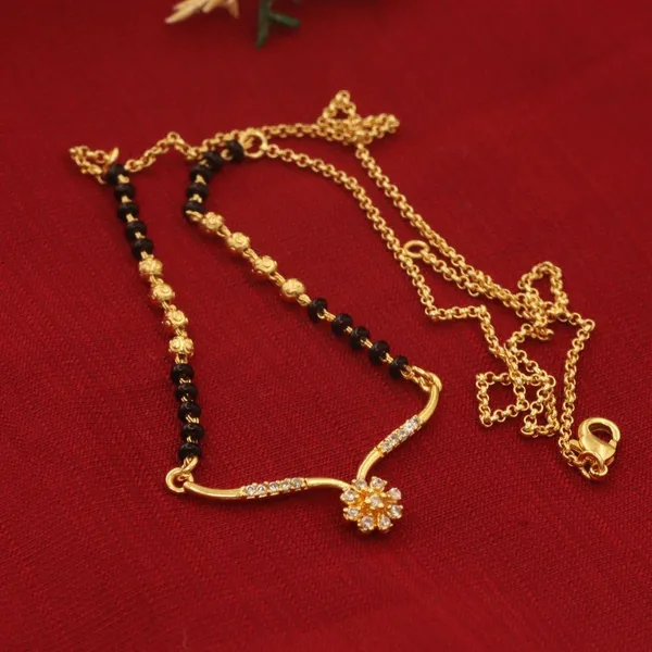 Gold_Tone_Floral_Pendant_Mangalsutra_Necklace_for_Women