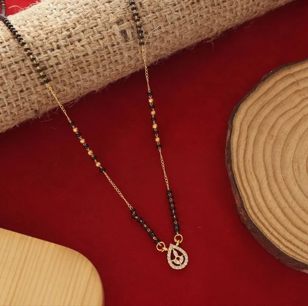 Black_Gold_Tone_Traditional_Mangalsutra_Necklace_for_Women