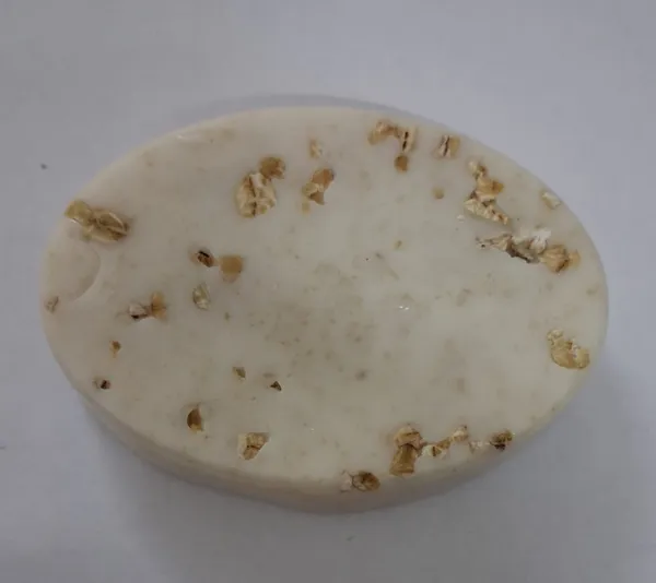 Natura_Oats_Extract_Glycerin_Soap_Base_100G