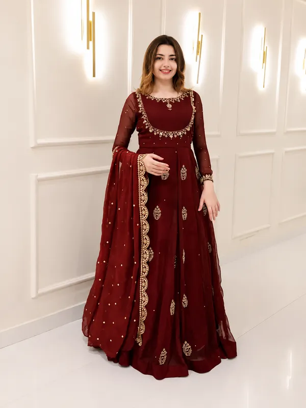 Maroon_Embroidered_Anarkali_Suit_For_Women