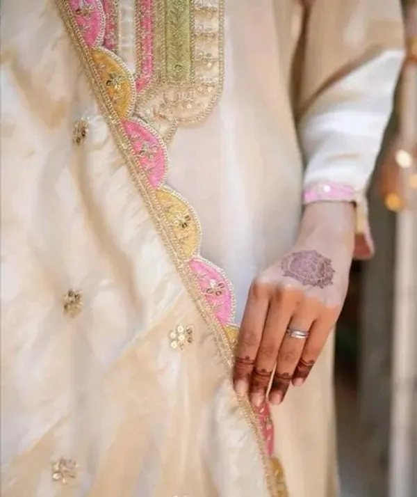 Cream_Embroidered_Straight_Kurta_Set_for_Women