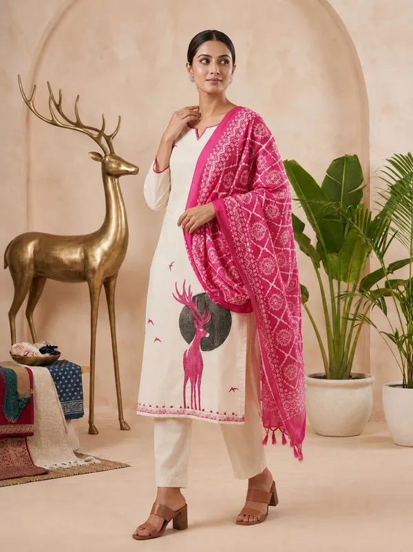 Cream_Printed_Straight_Kurta_Set_With_Dupatta_For_Women