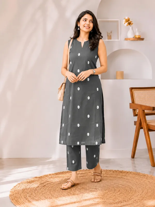 Grey_Printed_Straight_Kurta_Set_For_Women