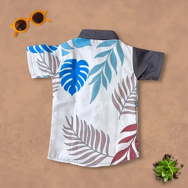 Big_Blue_Leaf_|_Grey_&_White_Shirt