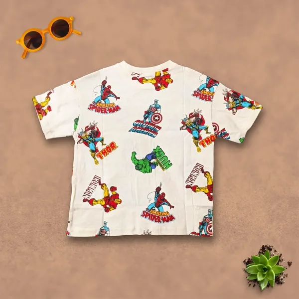 Superhero_Pattern_|_Off_White_T-Shirt
