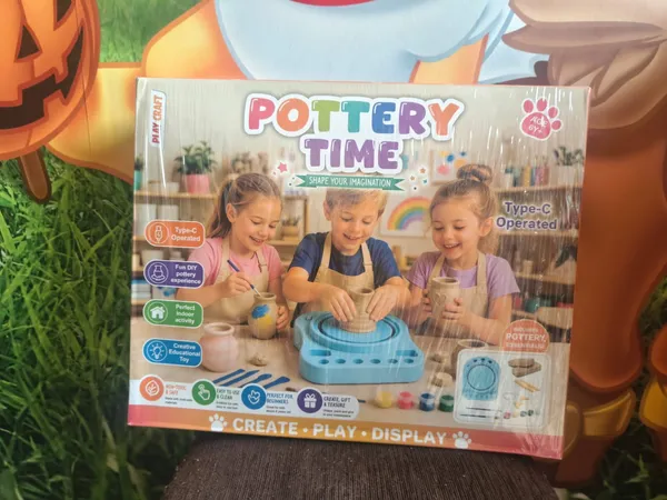 Pottery_Time_Electric_Pottery_Wheel_Craft_Kit_for_Kids