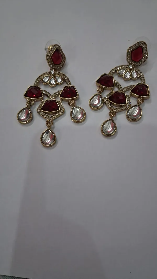 Red_And_Gold_Brass_Stone_Chandelier_Drop_Earrings_For_Women