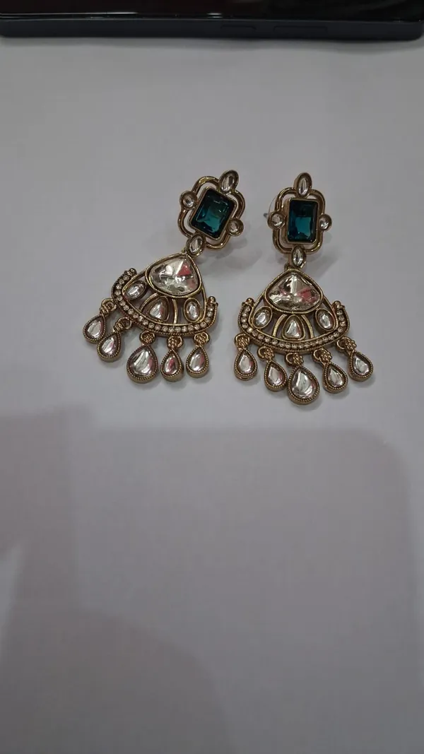 Gold_And_Blue_Brass_Chandelier_Drop_Earrings_For_Women