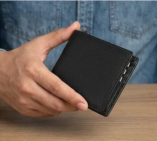Black_Textured_Bifold_Wallet_for_Men