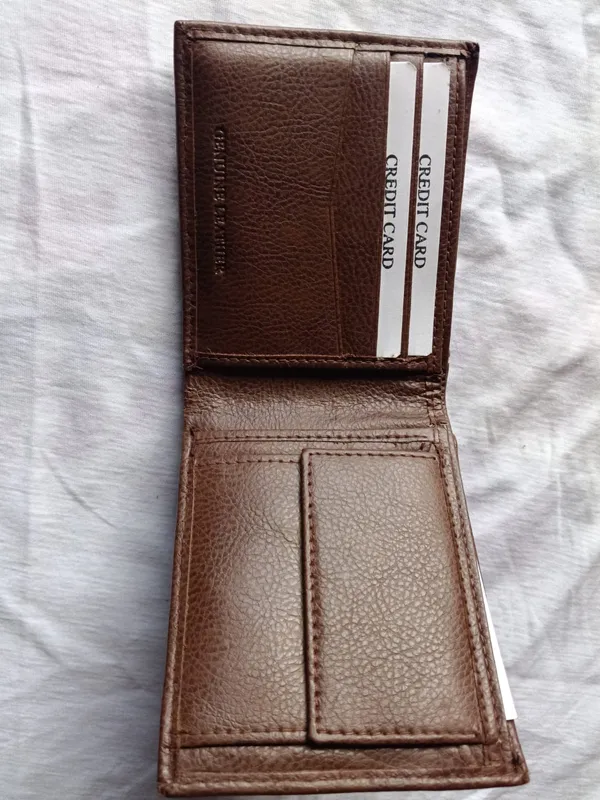 Brown_Textured_Leather_Card_Holder_for_Men