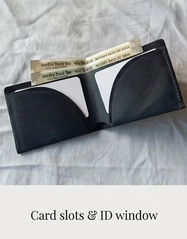 Black_Leather_Bifold_Wallet_for_Men