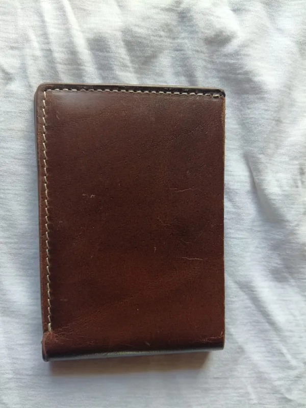 Brown_Leather_Money_Clip_Wallet_for_Men