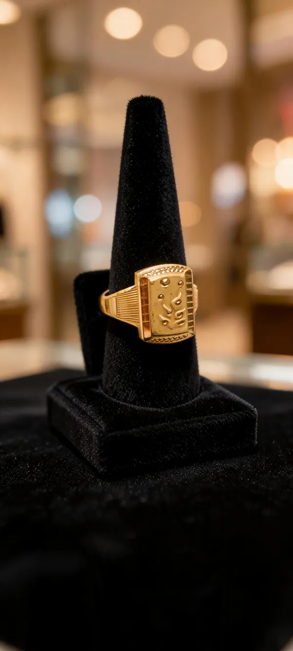 Gold_Brass_Signet_Ring_For_Men