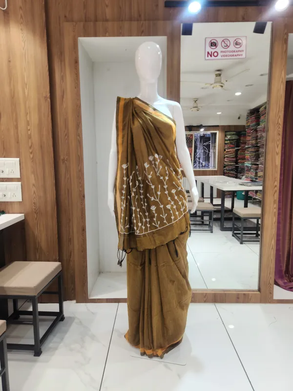 Brown_Embroidered_Saree_for_Women