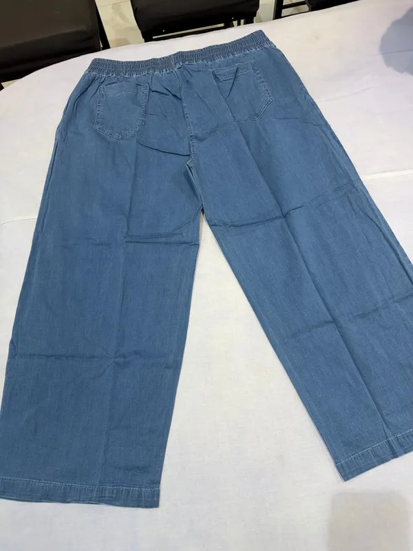 Women’s_Comfort_Fit_Elastic_Waist_Denim_Pants
