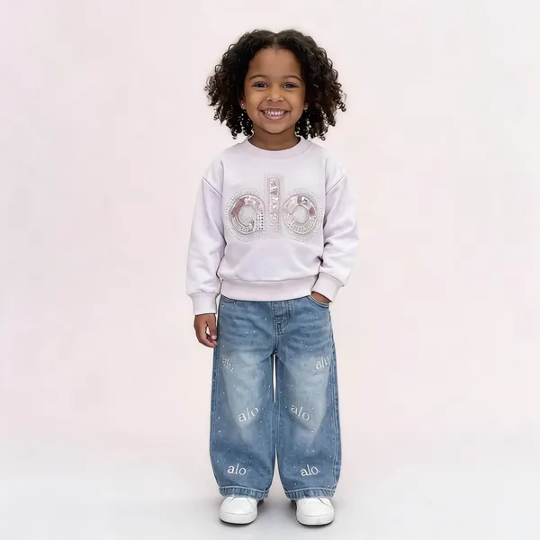 White_Casual_Sweatshirt_For_Girls