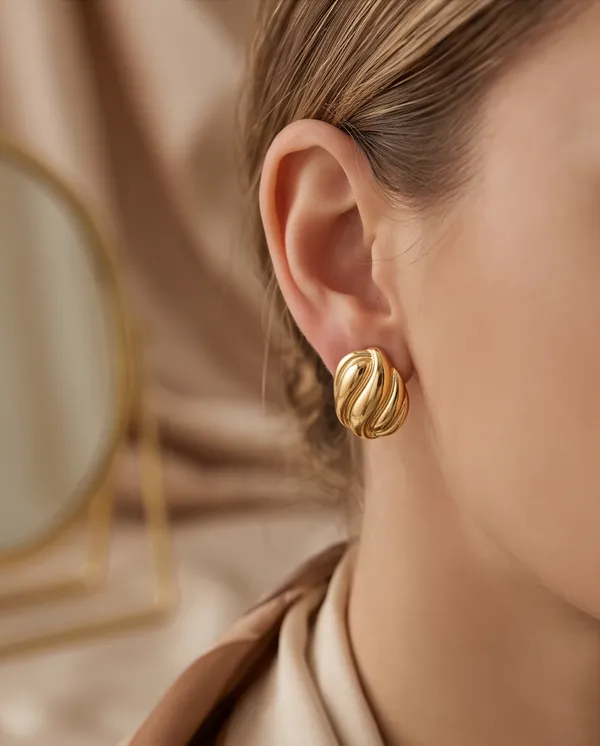 Gold_Metal_Oval_Textured_Stud_Earrings_For_Women