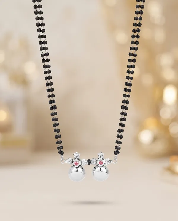 Black_Metal_South_Indian_Tali_Mangalsutra_Necklace_For_Women